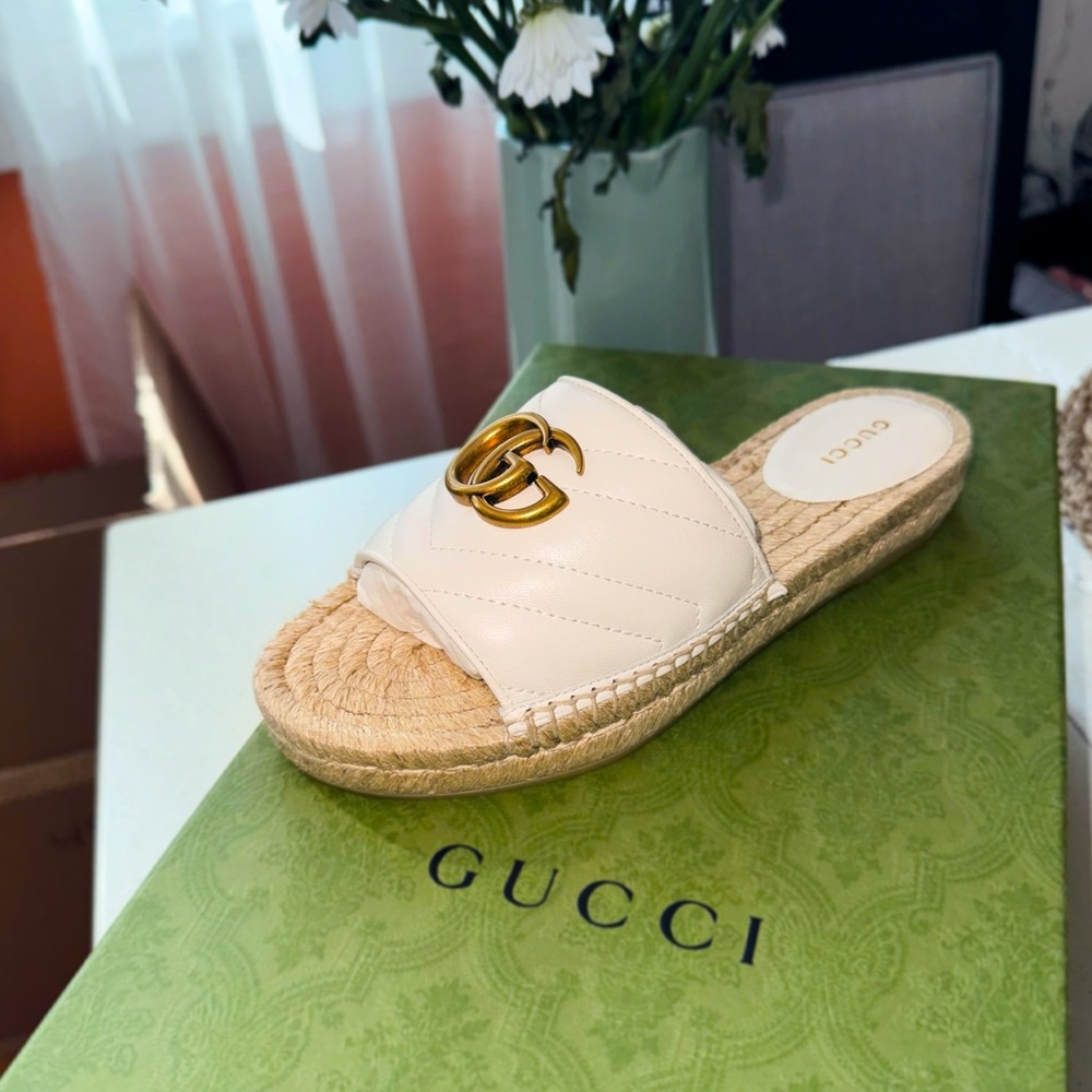 BRAND NEW GUCCI GG ESPADRILLE SLIDE SANDALS